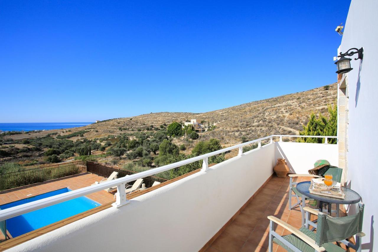 Villa Phaestias Каламаки Екстериор снимка