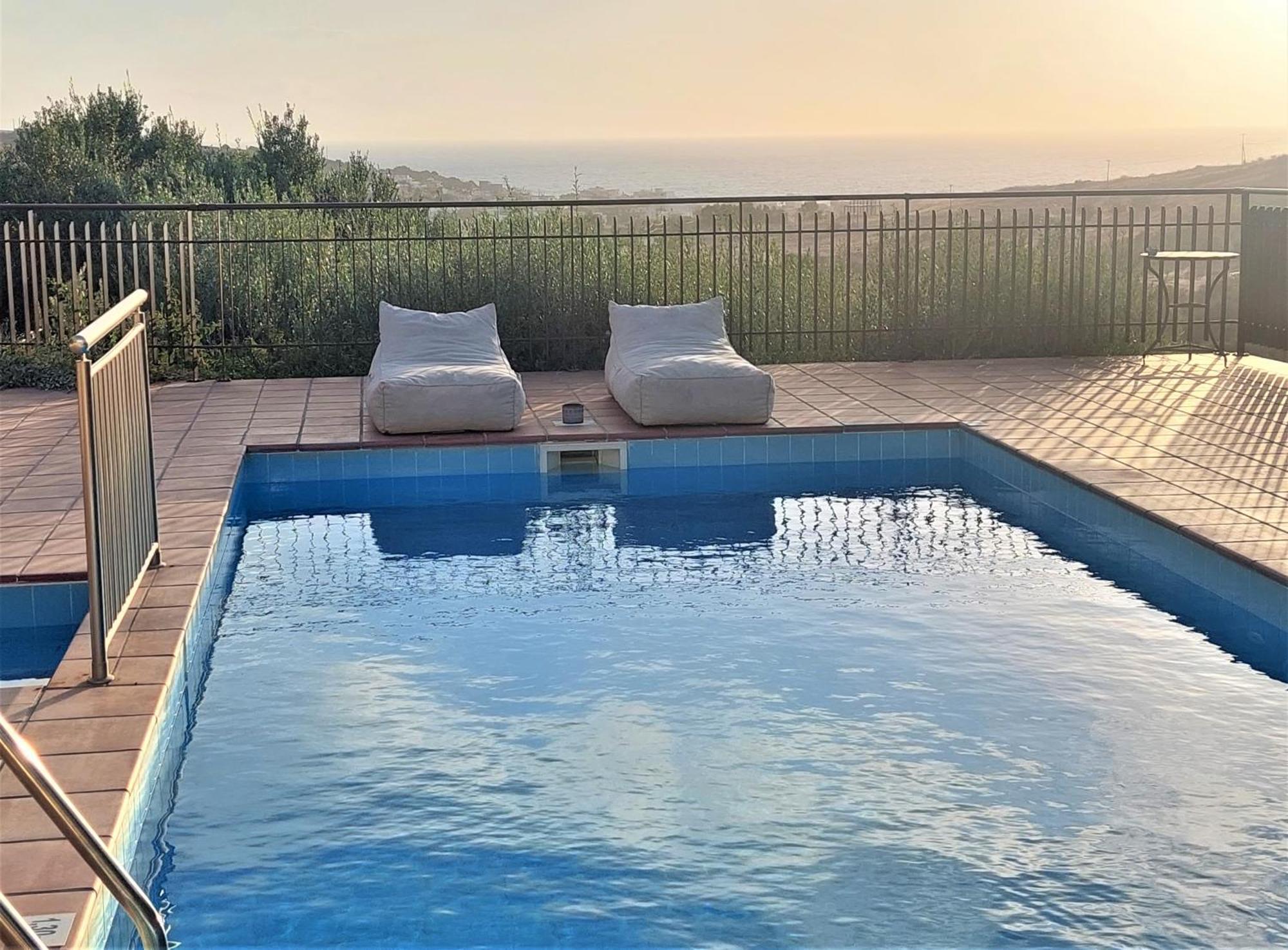 Villa Phaestias Каламаки Екстериор снимка
